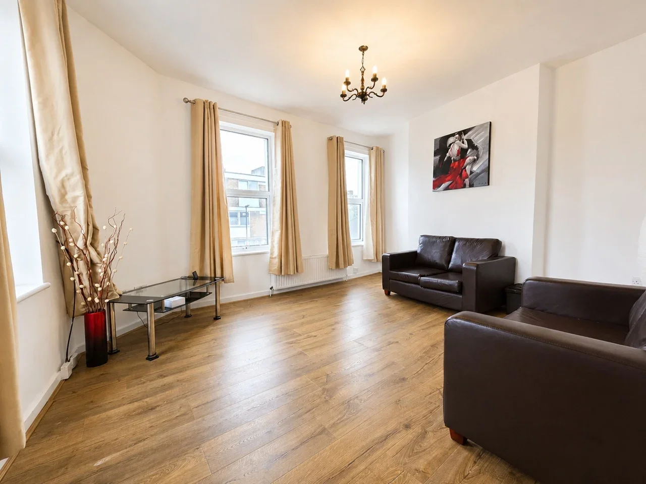 Flat Amity Road in Greater London