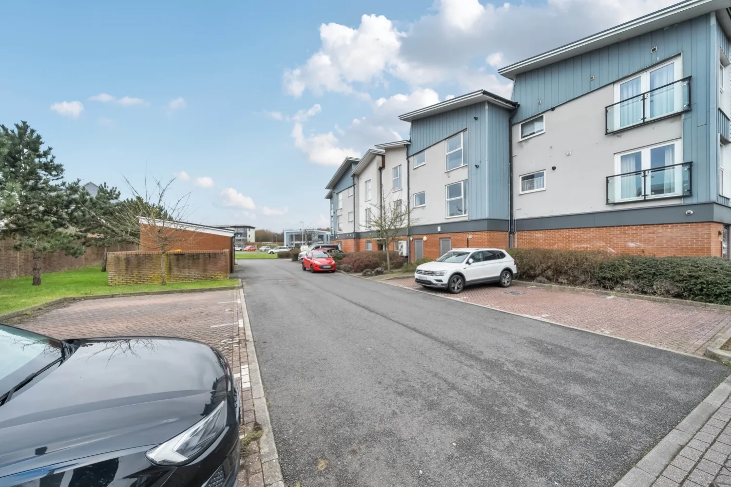 Flat Defiant Close in Folkestone and Hythe District