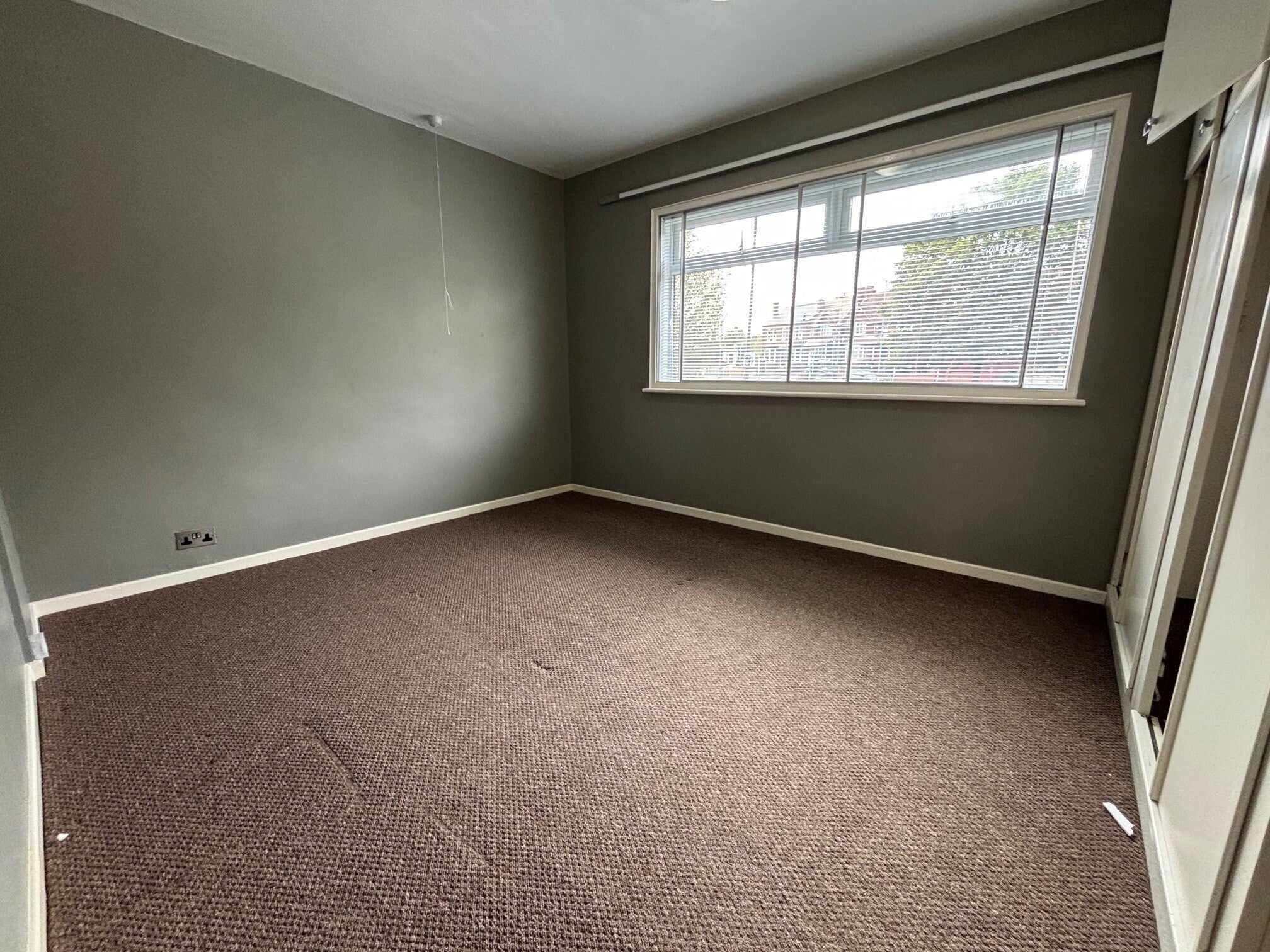 Flat Fakenham Croft in Birmingham