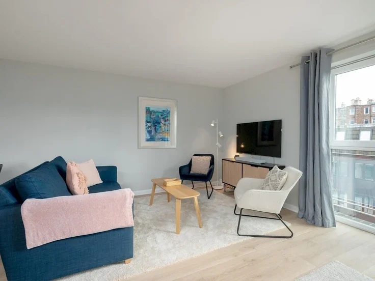 Flat Lochrin Place in City of Edinburgh