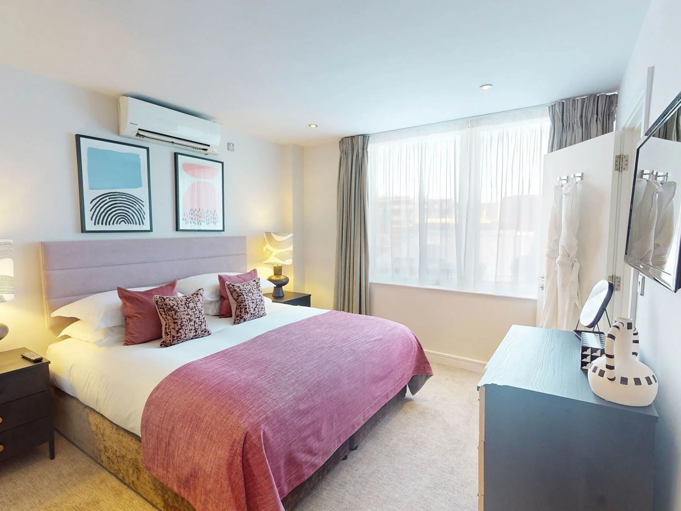 Flat Ashburn Place in Greater London