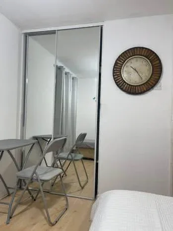 Room Lavender Place in Greater London