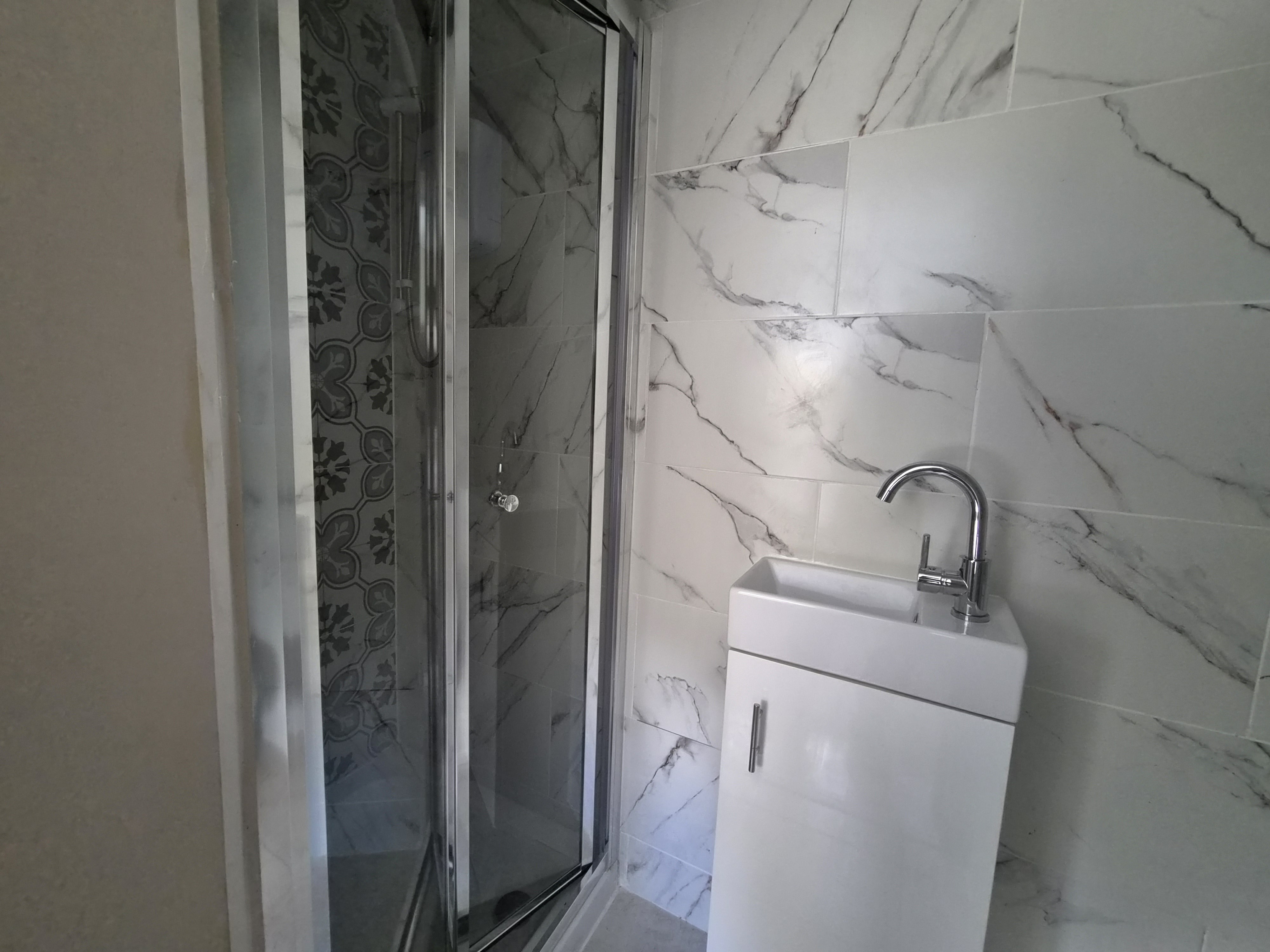 Room Rossmore Road in Poole