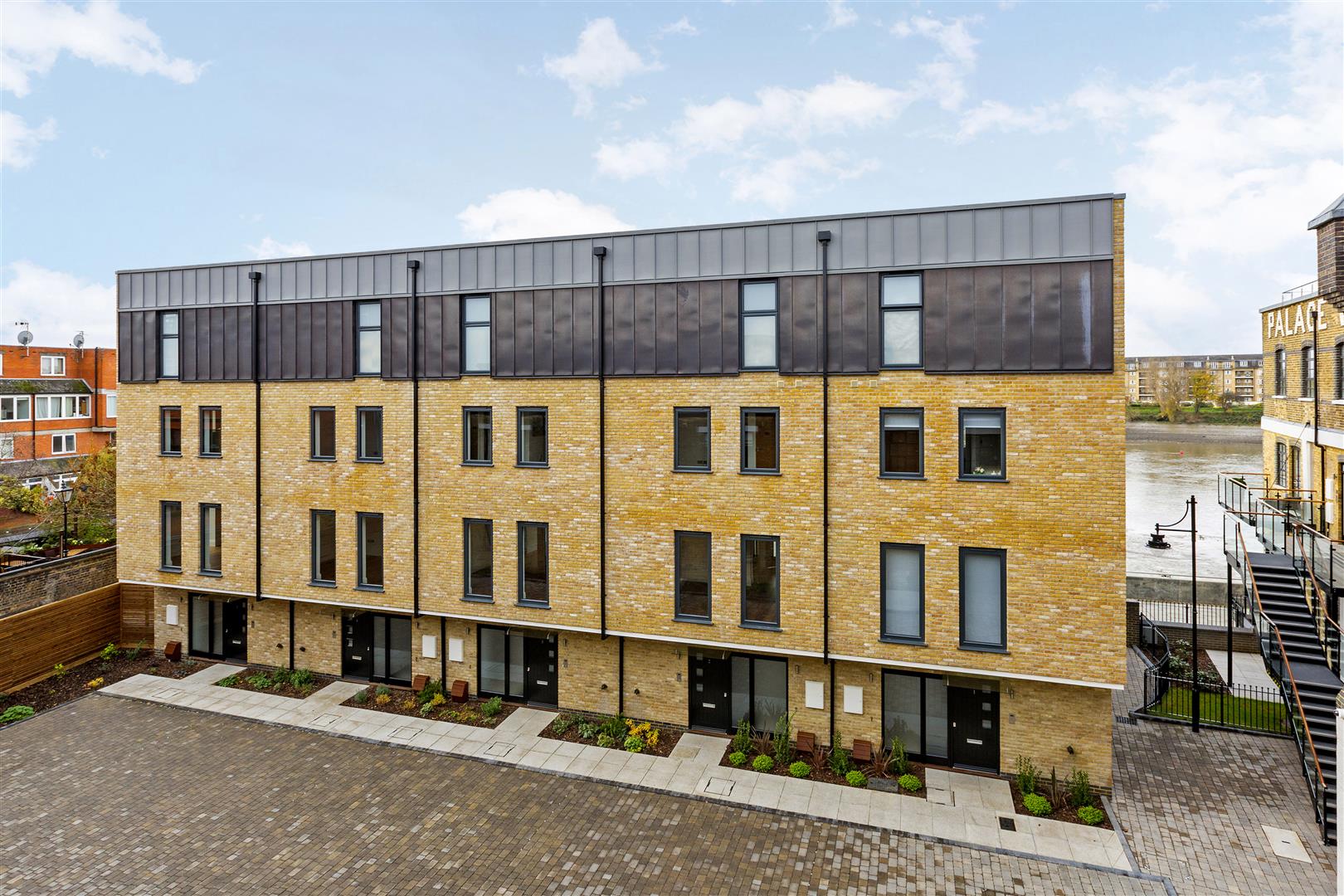 Flat Rainville Road in Greater London