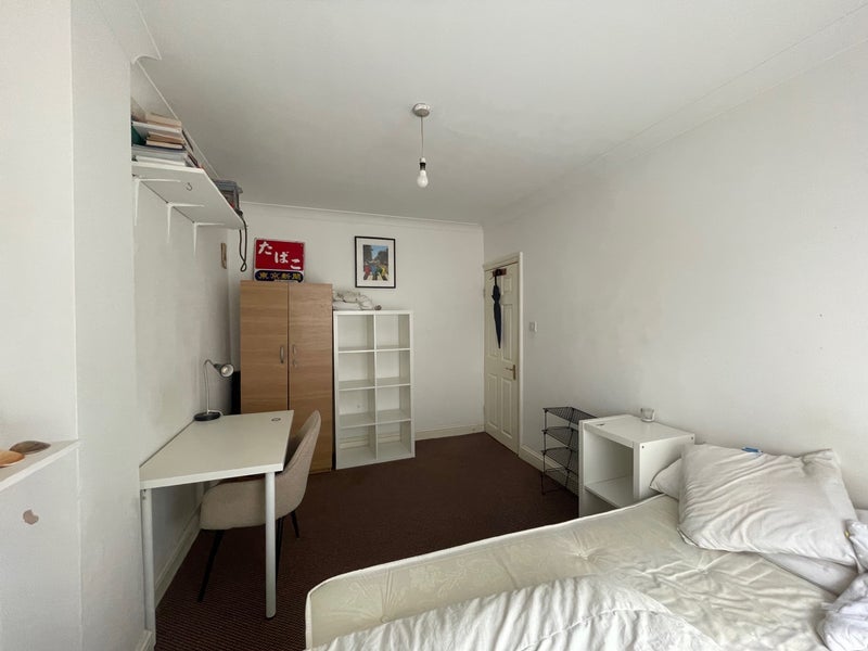 Room Rectory Road in Greater London