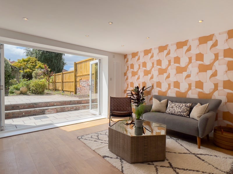 Room Sylvia Avenue in Bristol