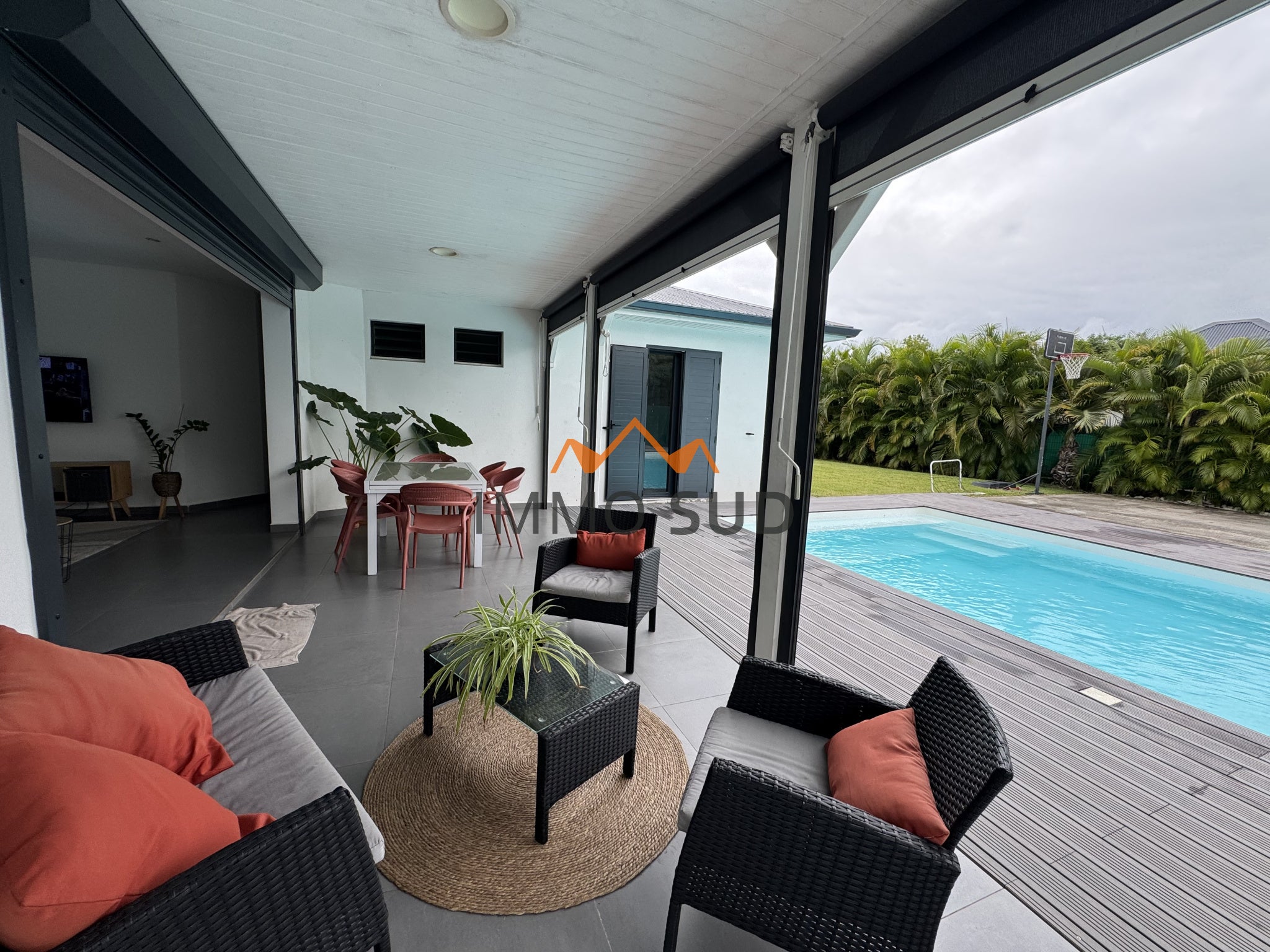 Appartement N 5 à Les Abymes