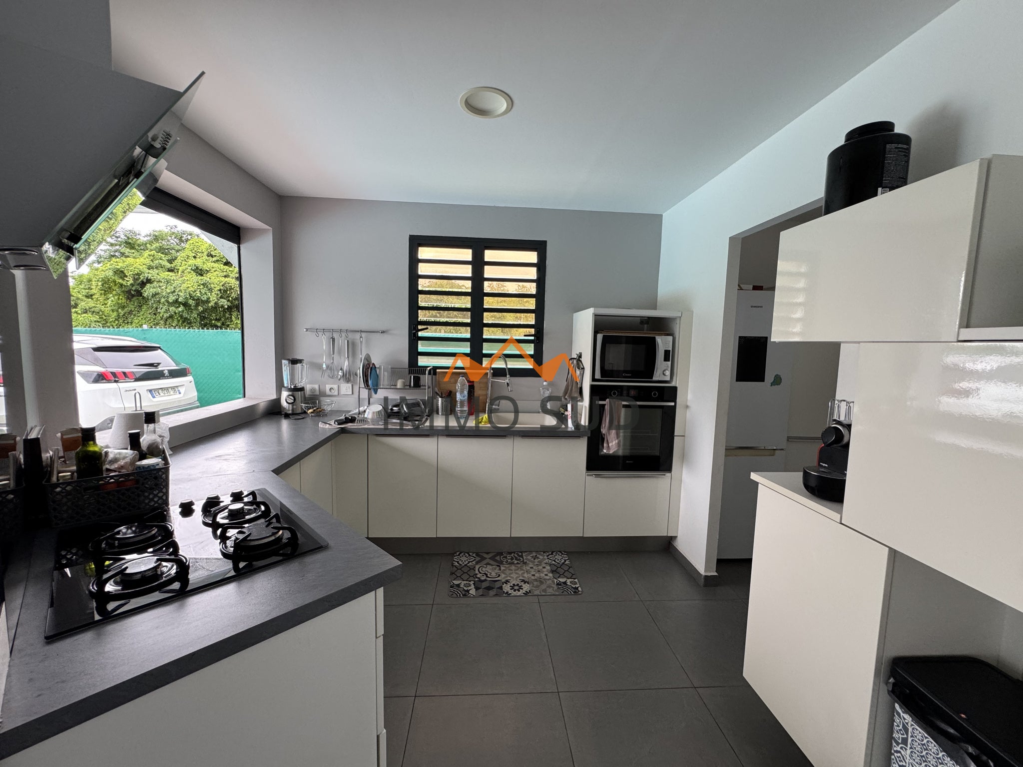 Appartement N 5 à Les Abymes