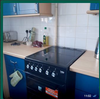 Room Estate Road in Greater London