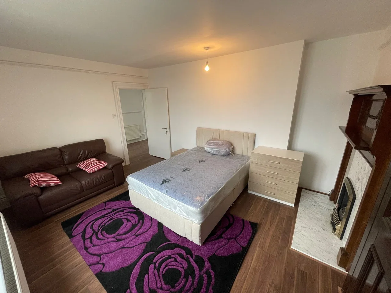 Room Norwood Road in Sheffield