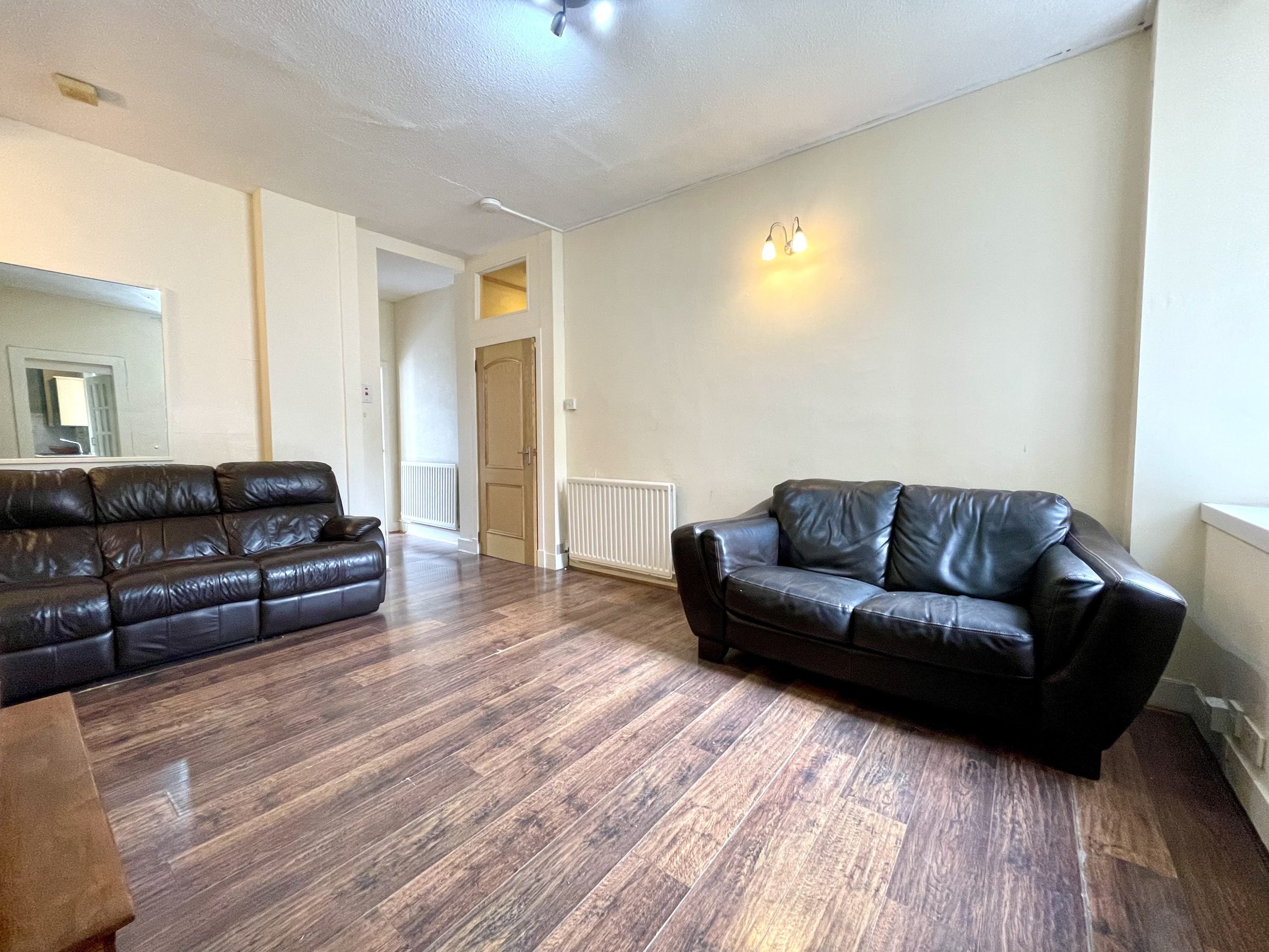 Flat Bon-Accord Terrace in Aberdeen City