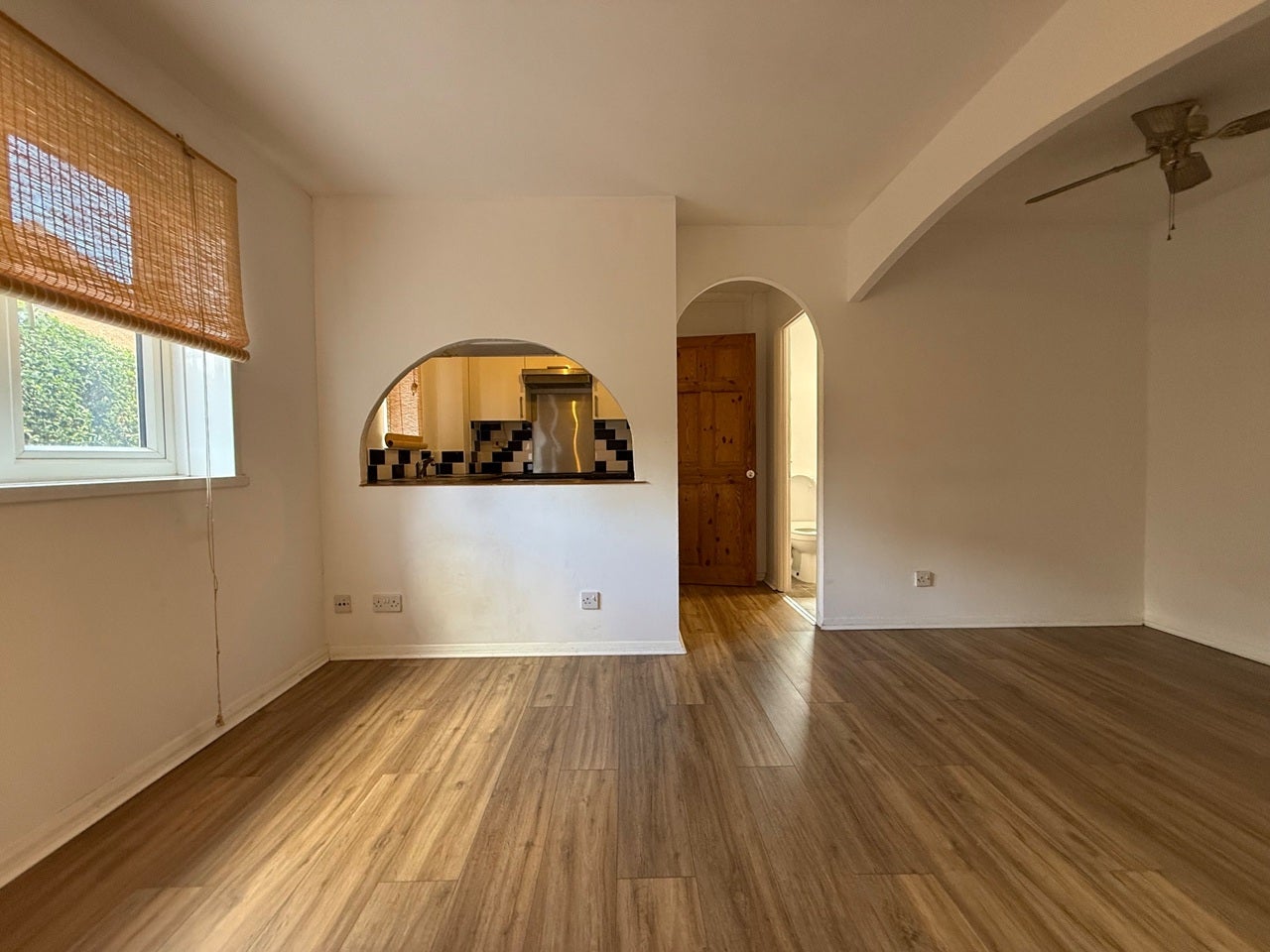 Flat Myers Lane in Greater London