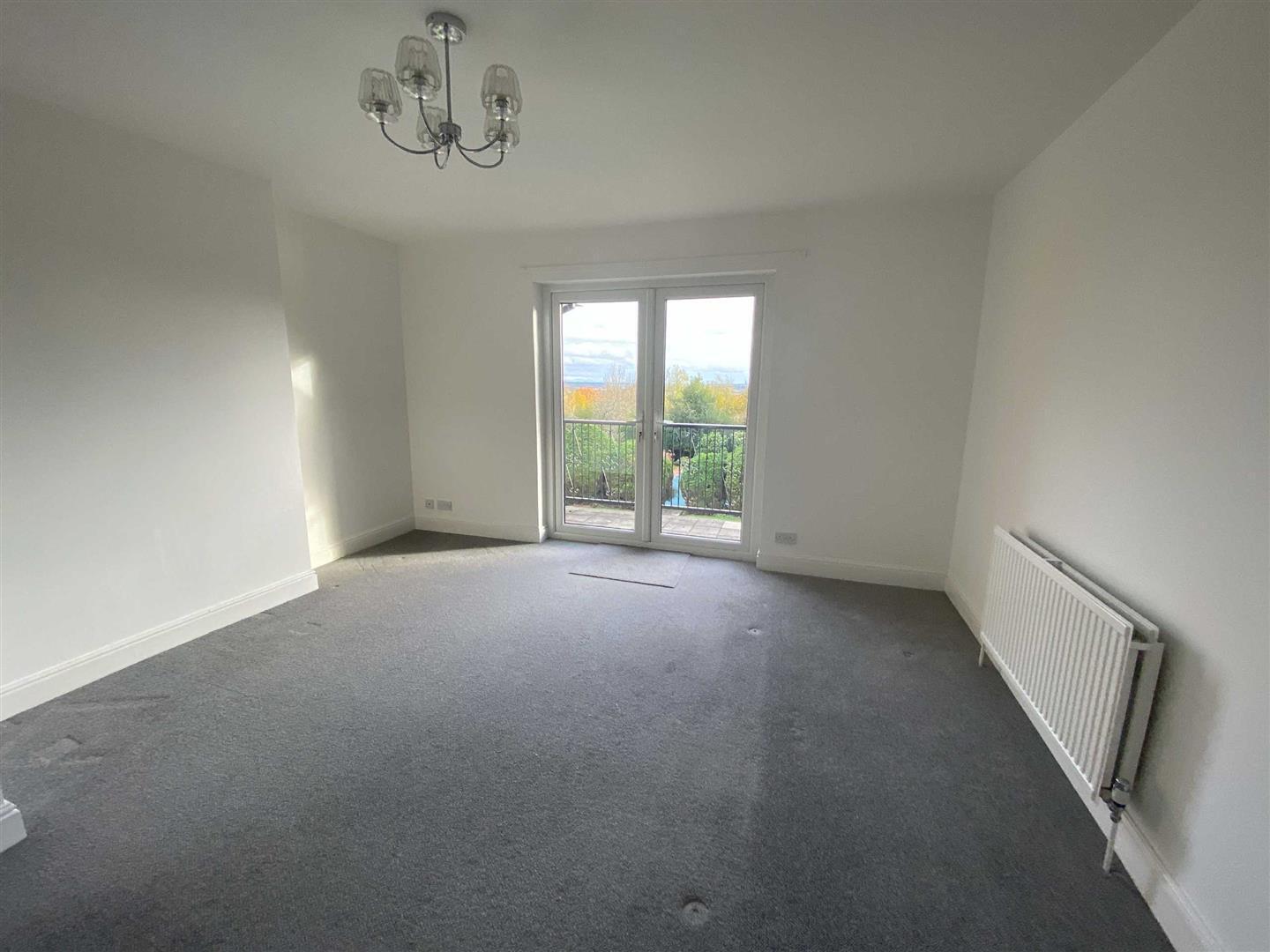 Flat Shoesmith Close in Hinckley and Bosworth