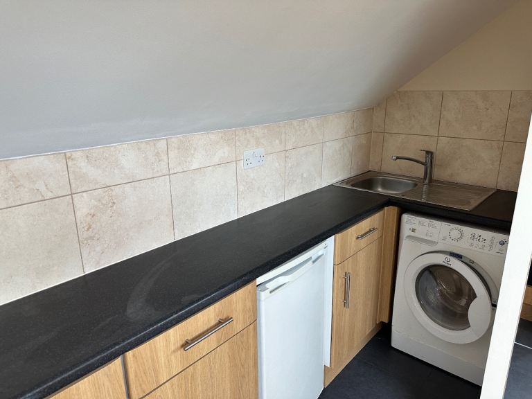Flat Dallow Road in Luton