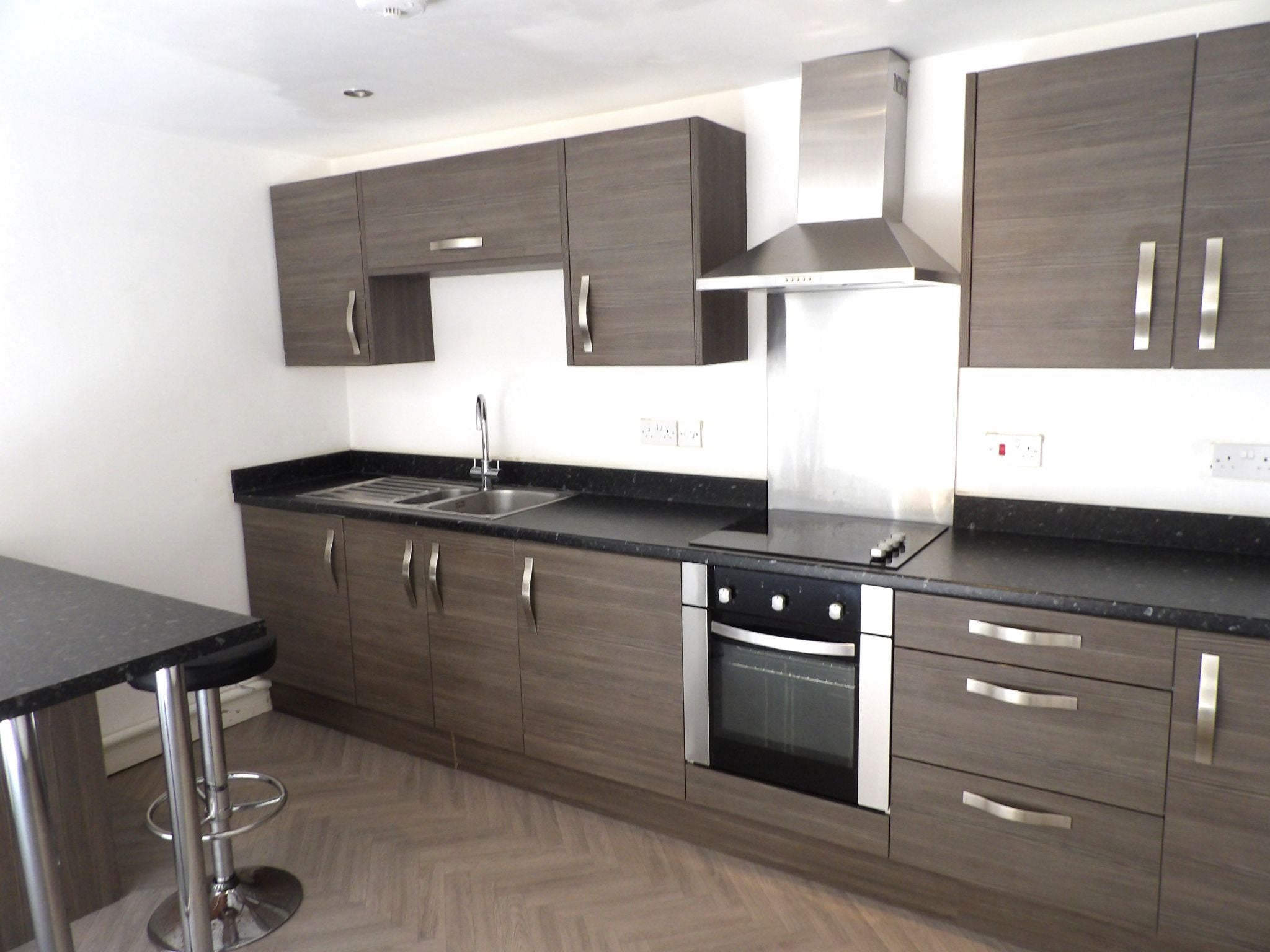 Flat Thorne Road in Doncaster
