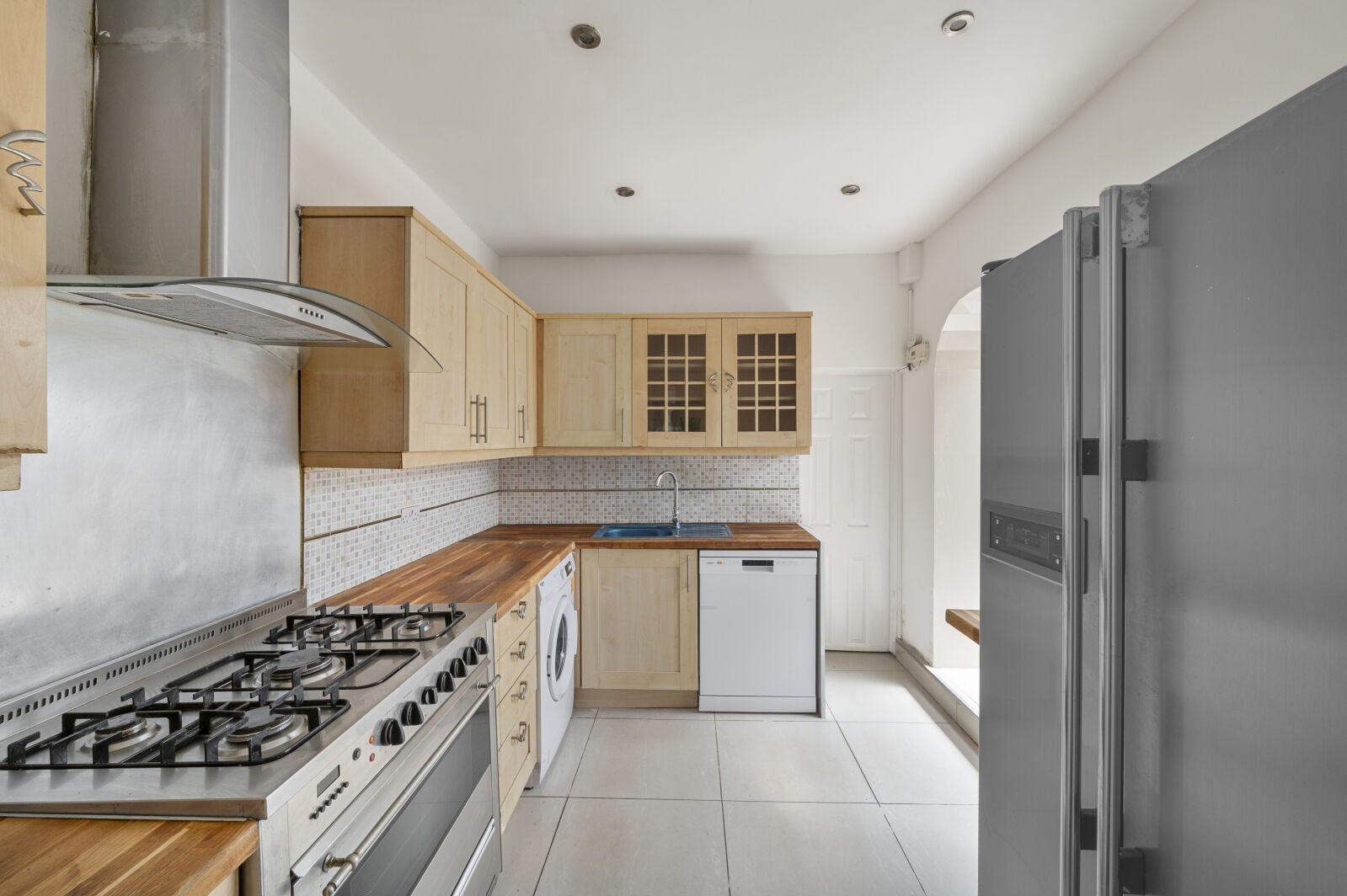 House Palmerston Road in Greater London