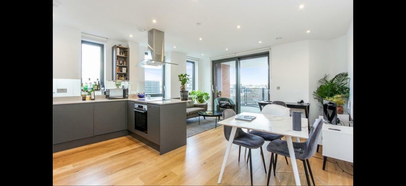 Room Webber Street in Greater London