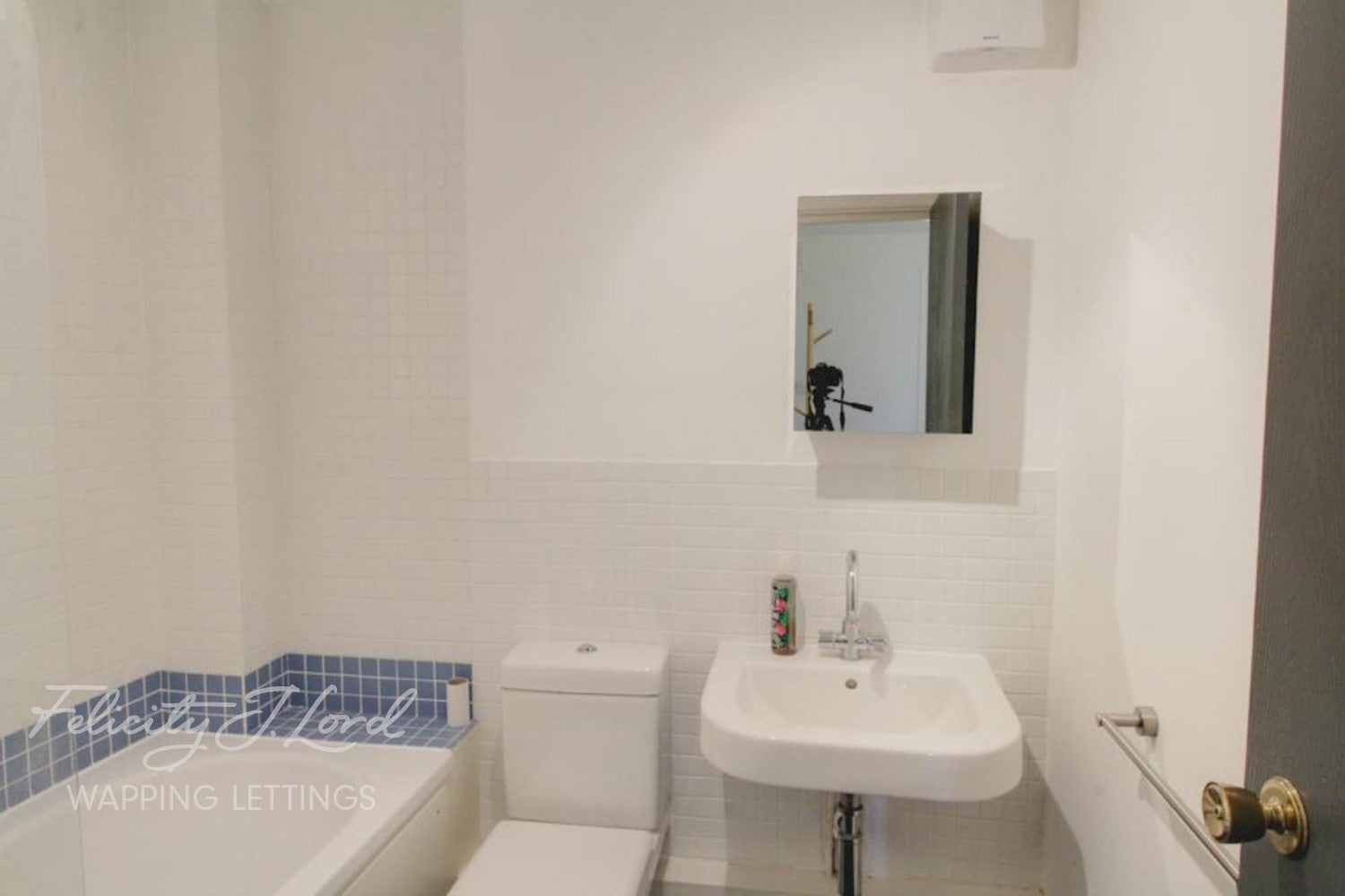 Flat Discovery Walk in Greater London