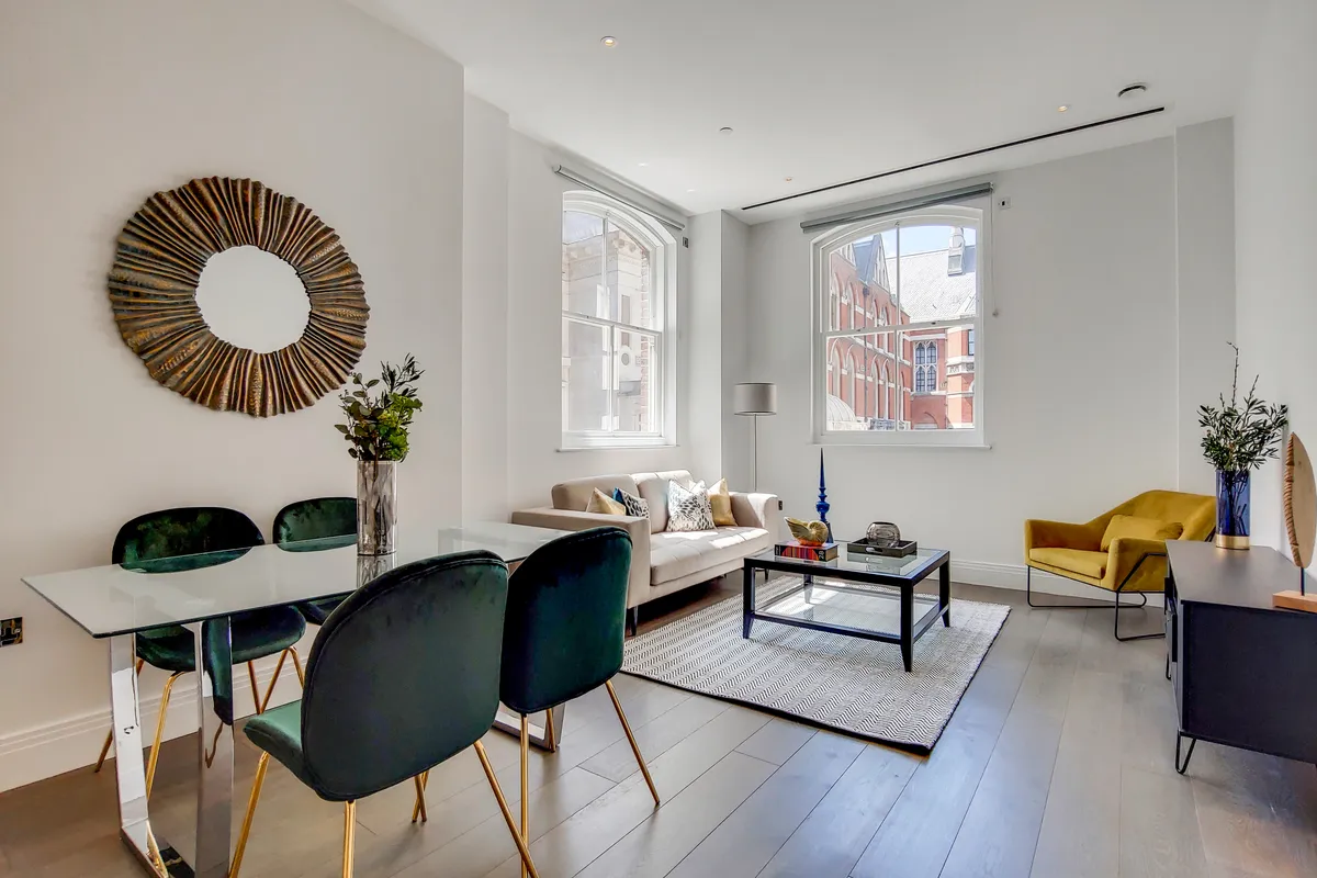 Flat Chancery Lane in City of London