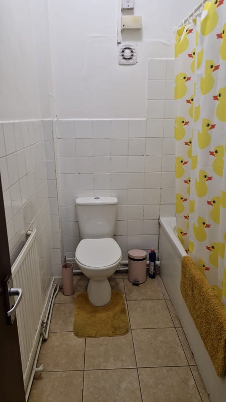 Room Peckham High Street in Greater London