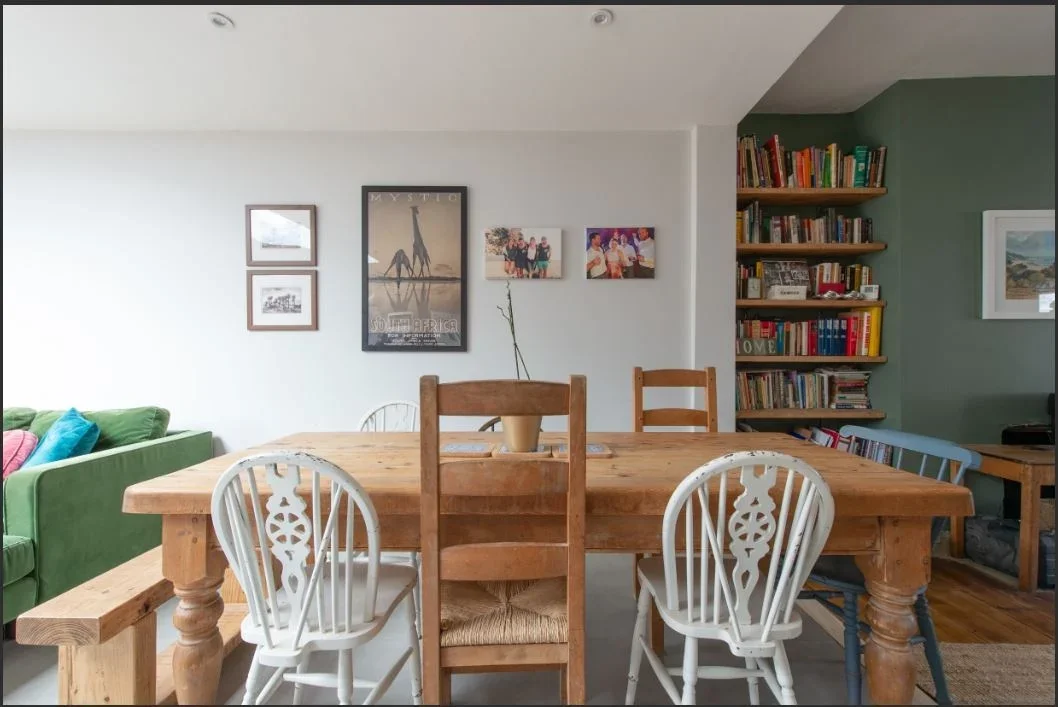 Room Carlyle Road in Greater London