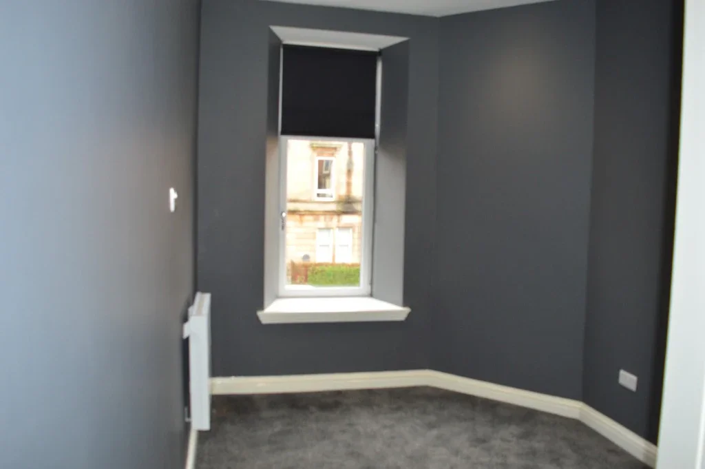 Flat Paisley Road West in Glasgow