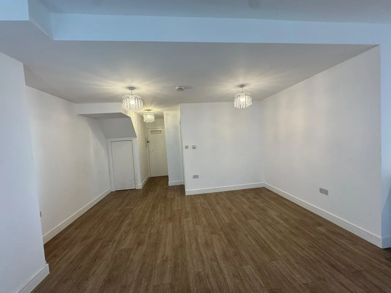 Flat Brenley Close in Greater London