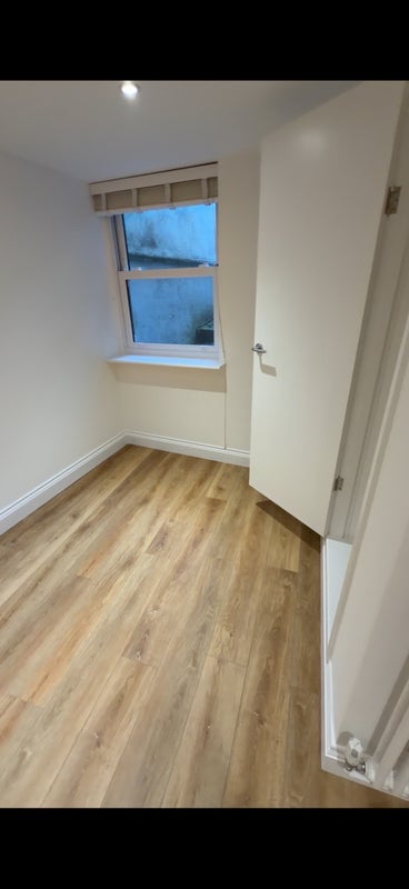 Room Birdhurst Road in Greater London