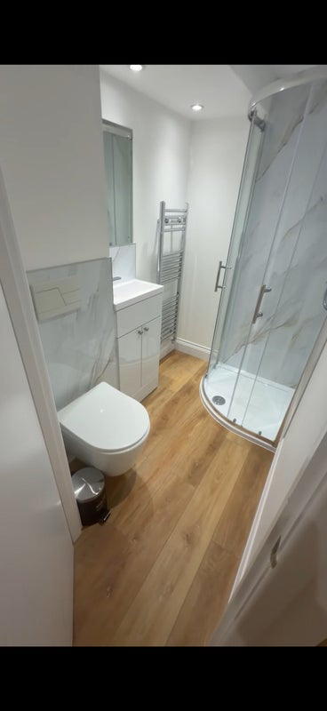 Room Birdhurst Road in Greater London