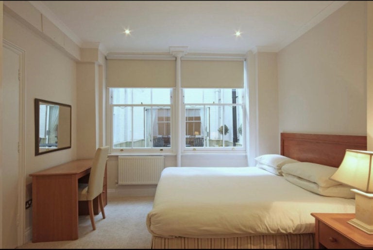 Flat Hertford Street in City of Westminster