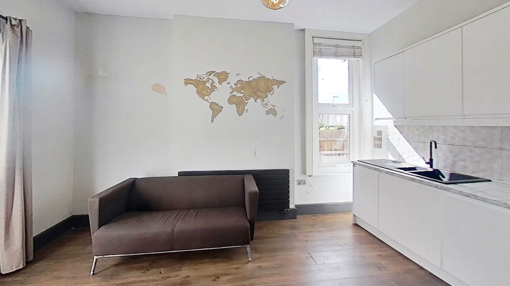 Flat Northanger Road in Greater London