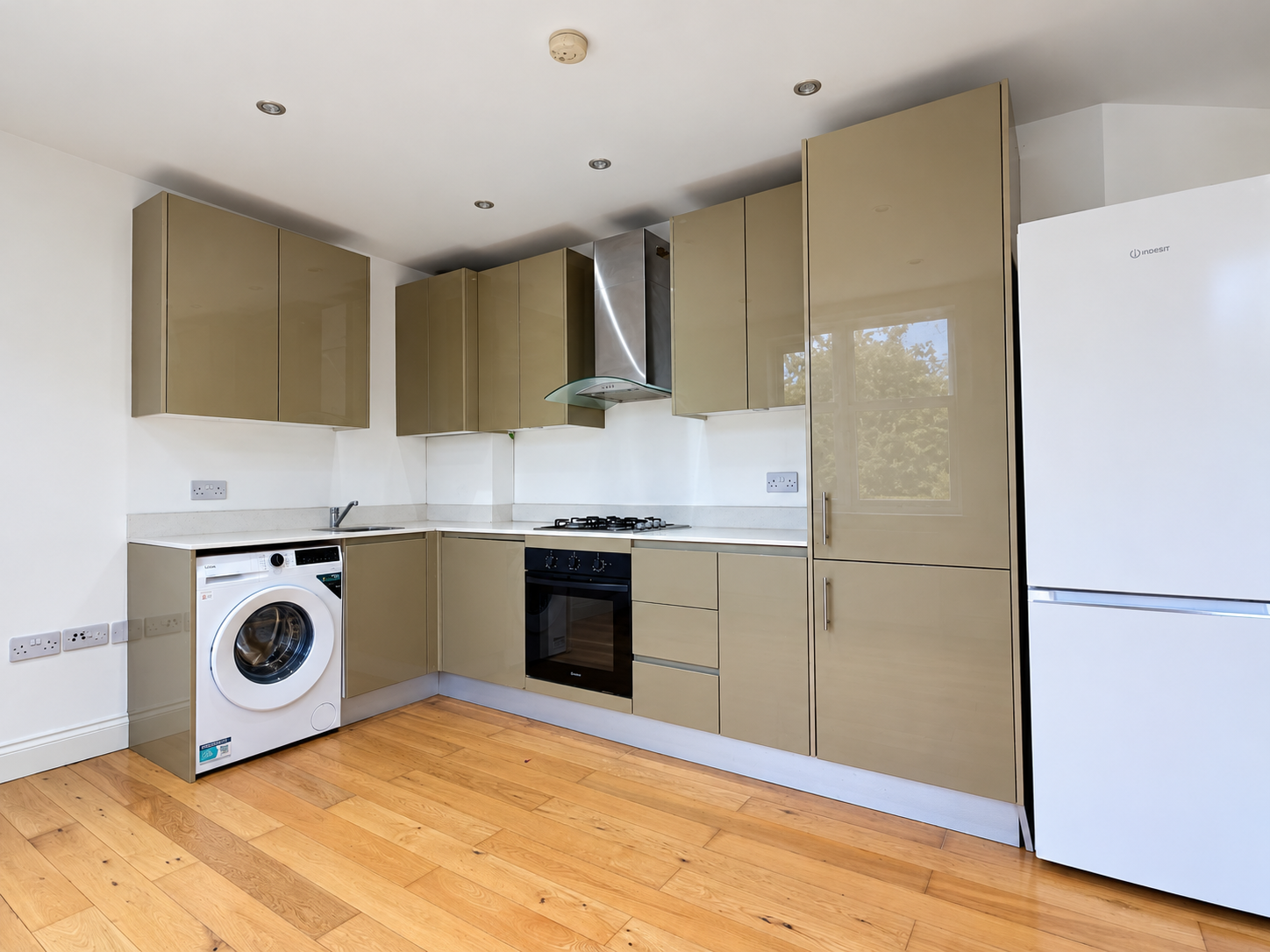 Flat Dryden Road in Greater London