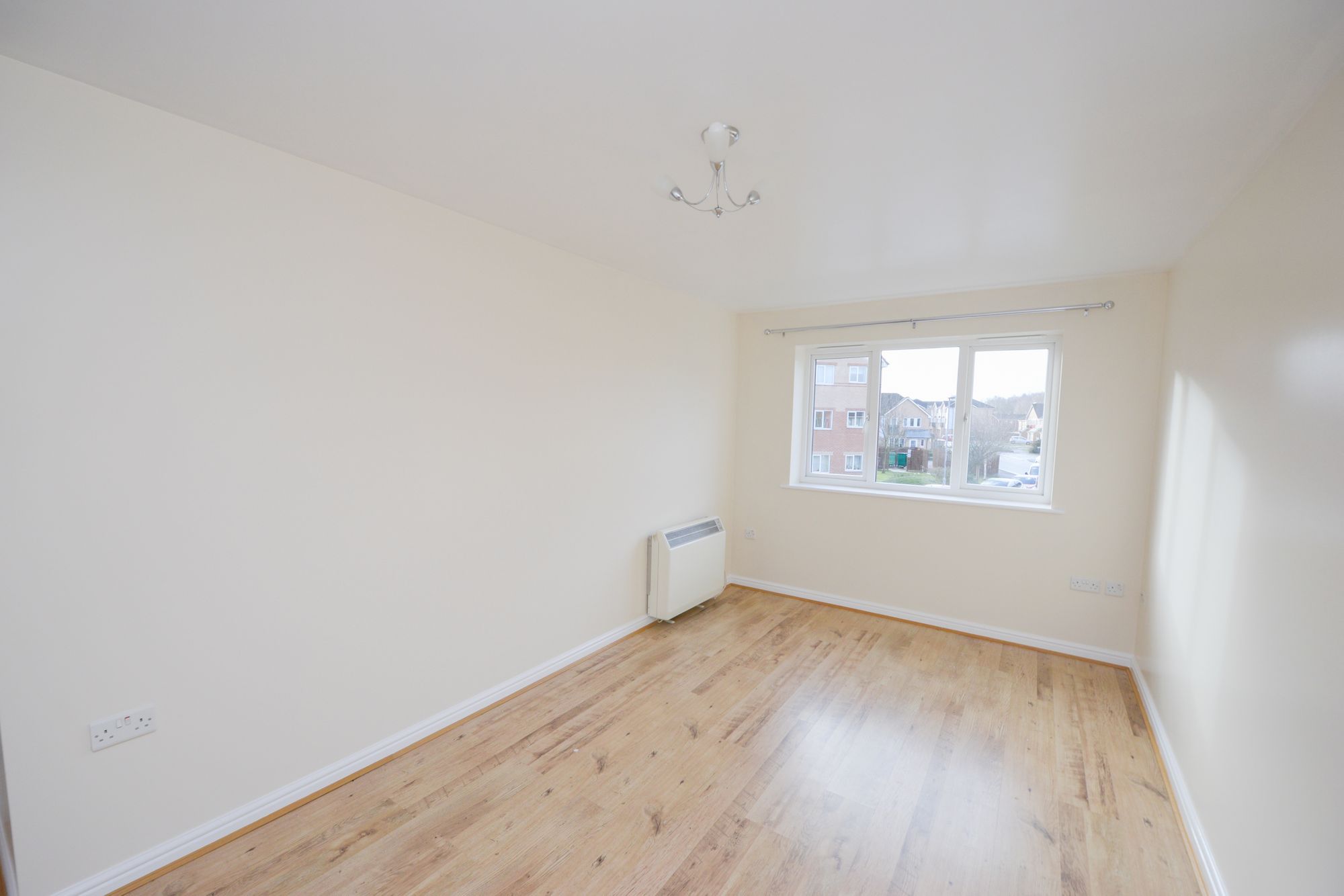 Flat Wain Avenue in Chesterfield