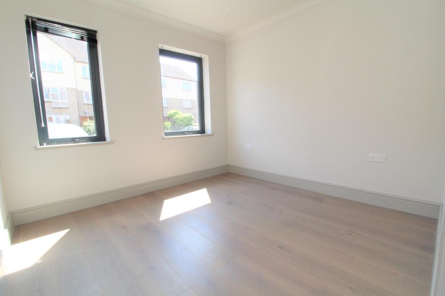 Flat Stilemans in Wickford