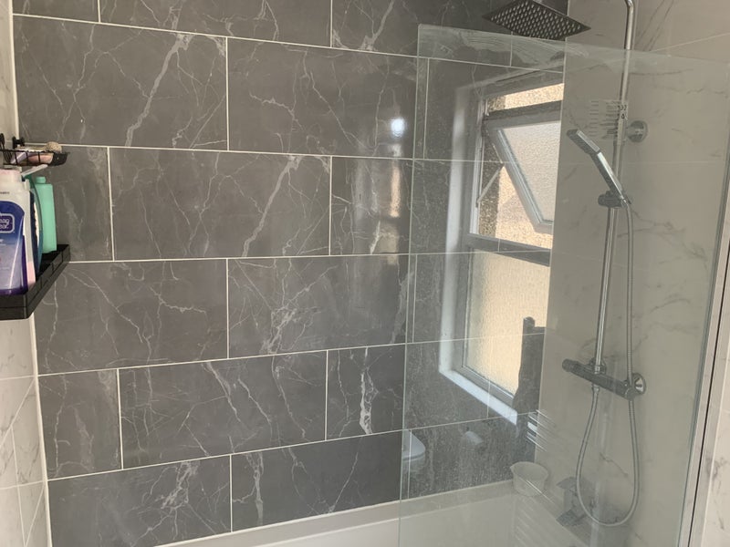 Room Ingram Road in Greater London