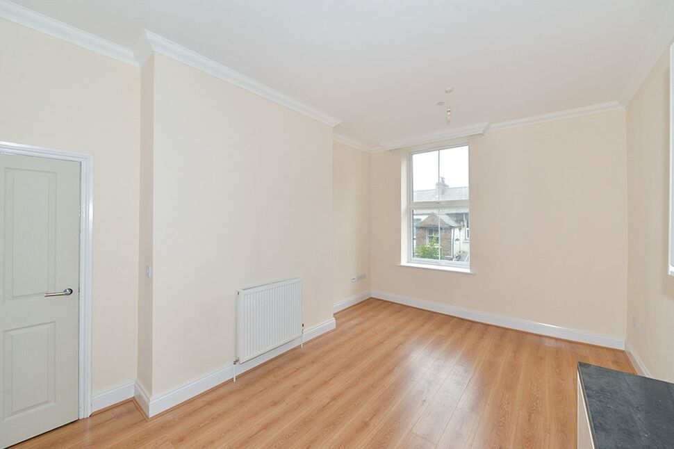 Flat Prince of Wales Terrace in Scarborough