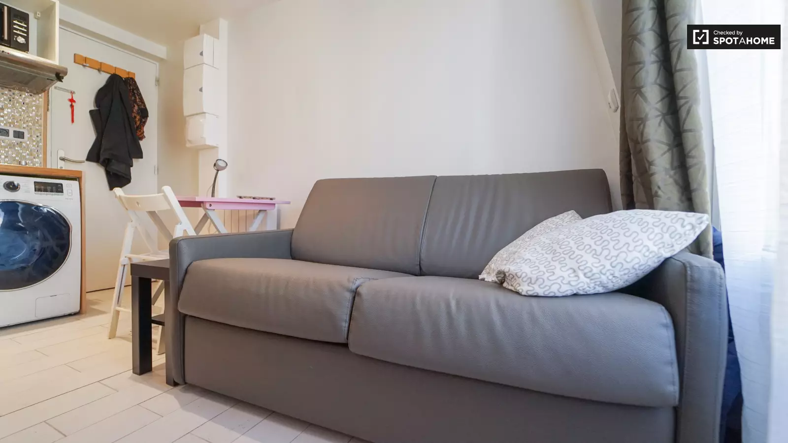 Appartement Rue Émile Lepeu à Paris