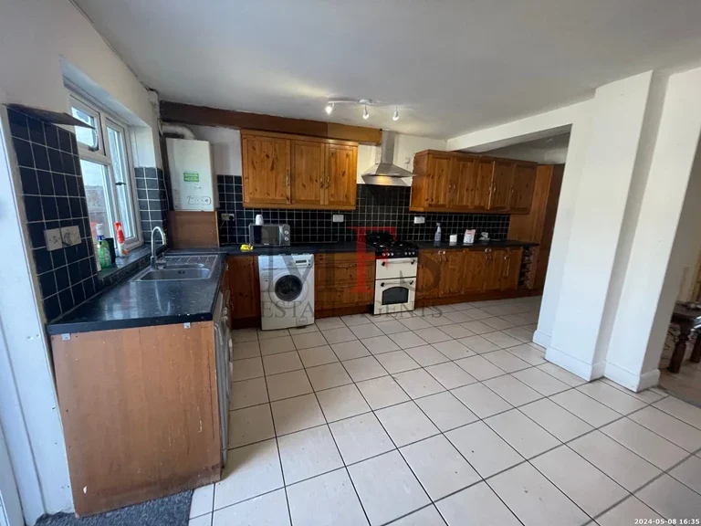House Waye Avenue in Greater London