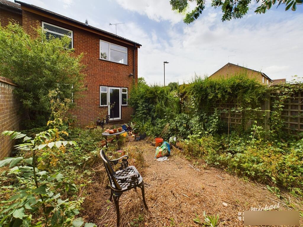 House Orwell Drive in Stoke Mandeville