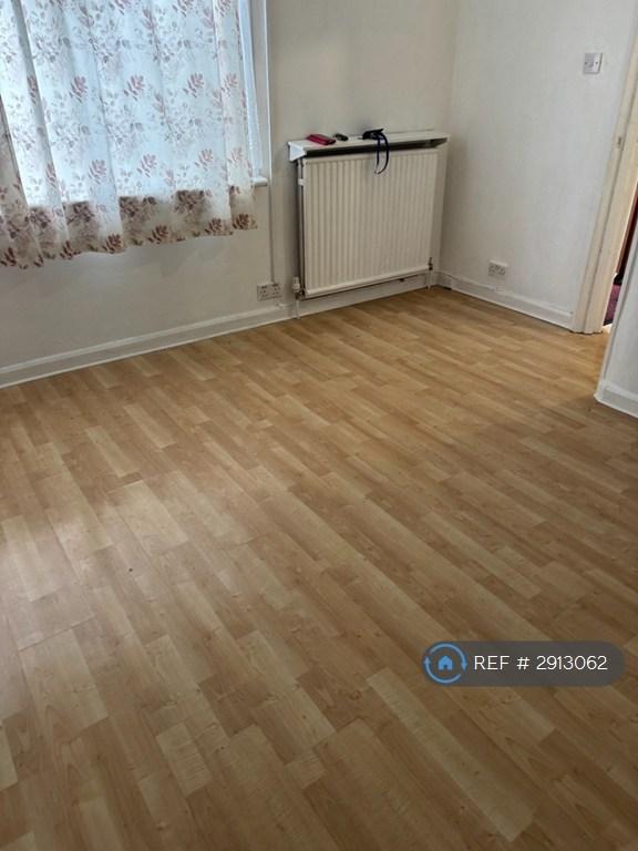 House Berry Way in Greater London