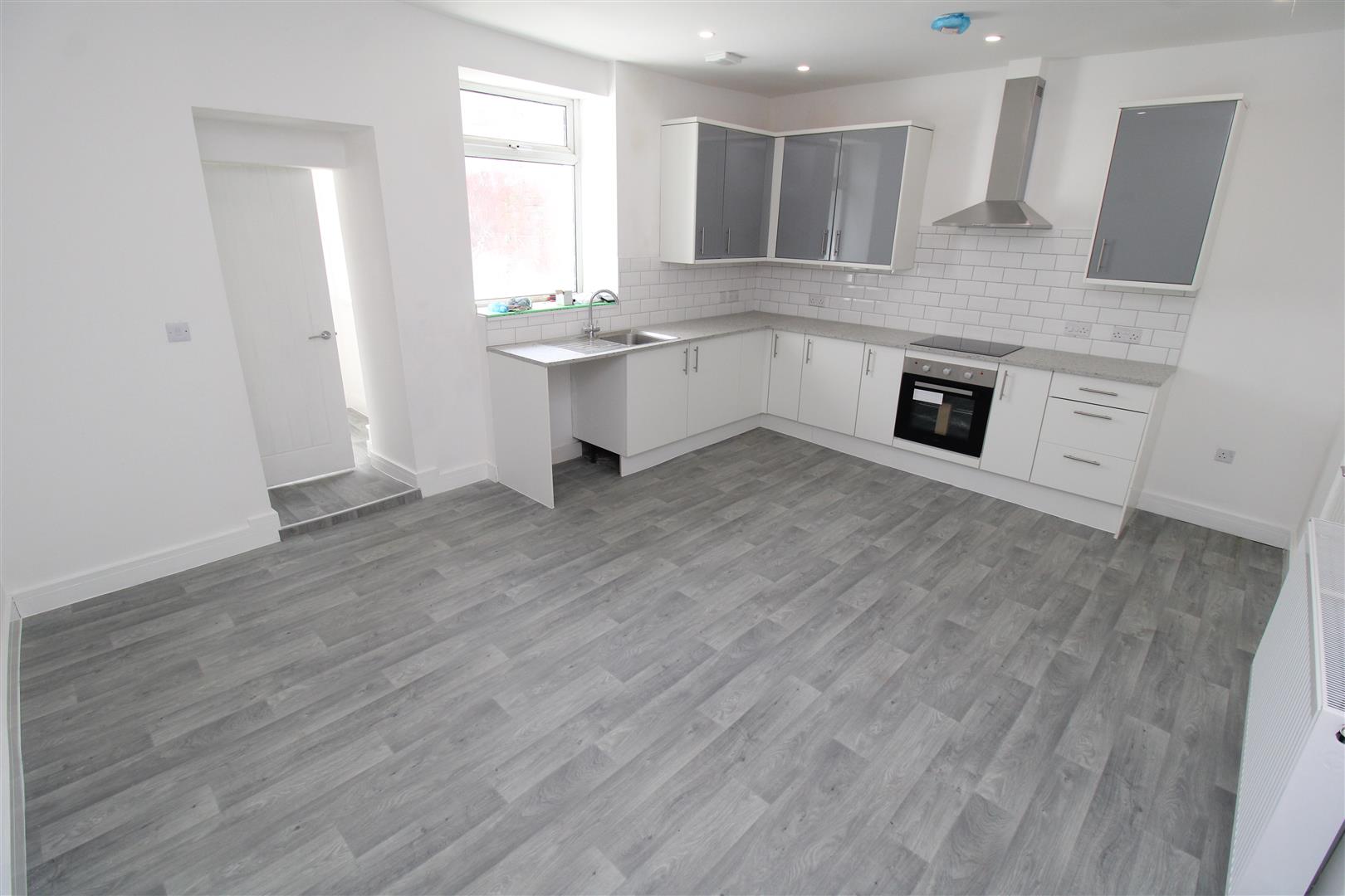 Flat Hearts of Oak Cottages in Nantyffyllon