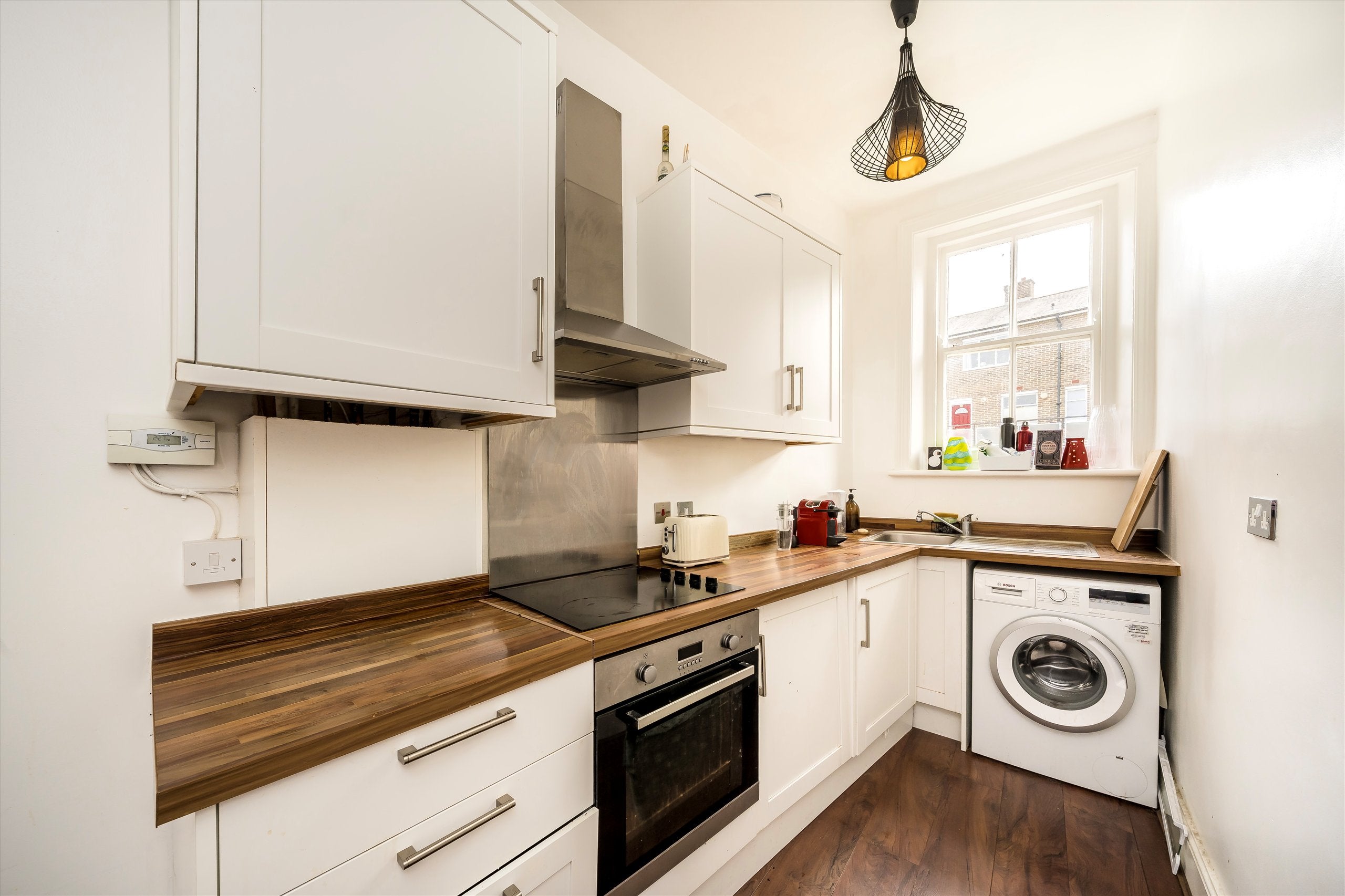 Flat Mowll Street in Greater London