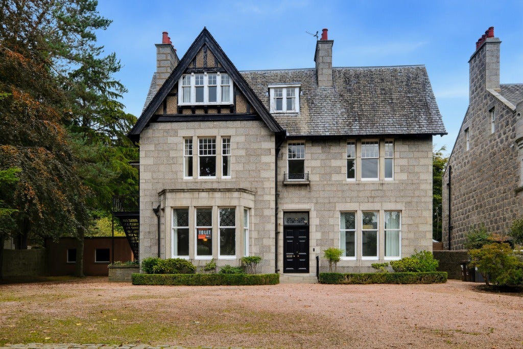 Flat Rubislaw Den South in Aberdeen City