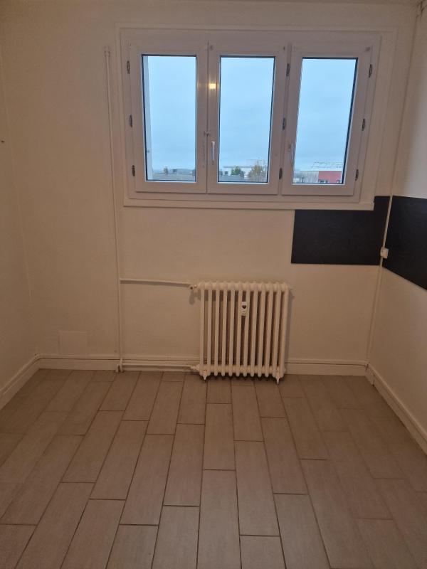 Appartement Rue Léon Dehuz à Charleville-Mézières