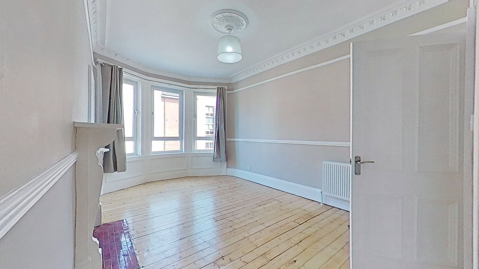 Flat Alexandra Parade in Glasgow