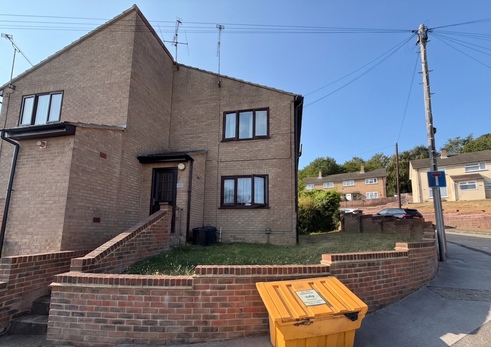 Flat Albatross Avenue in Strood