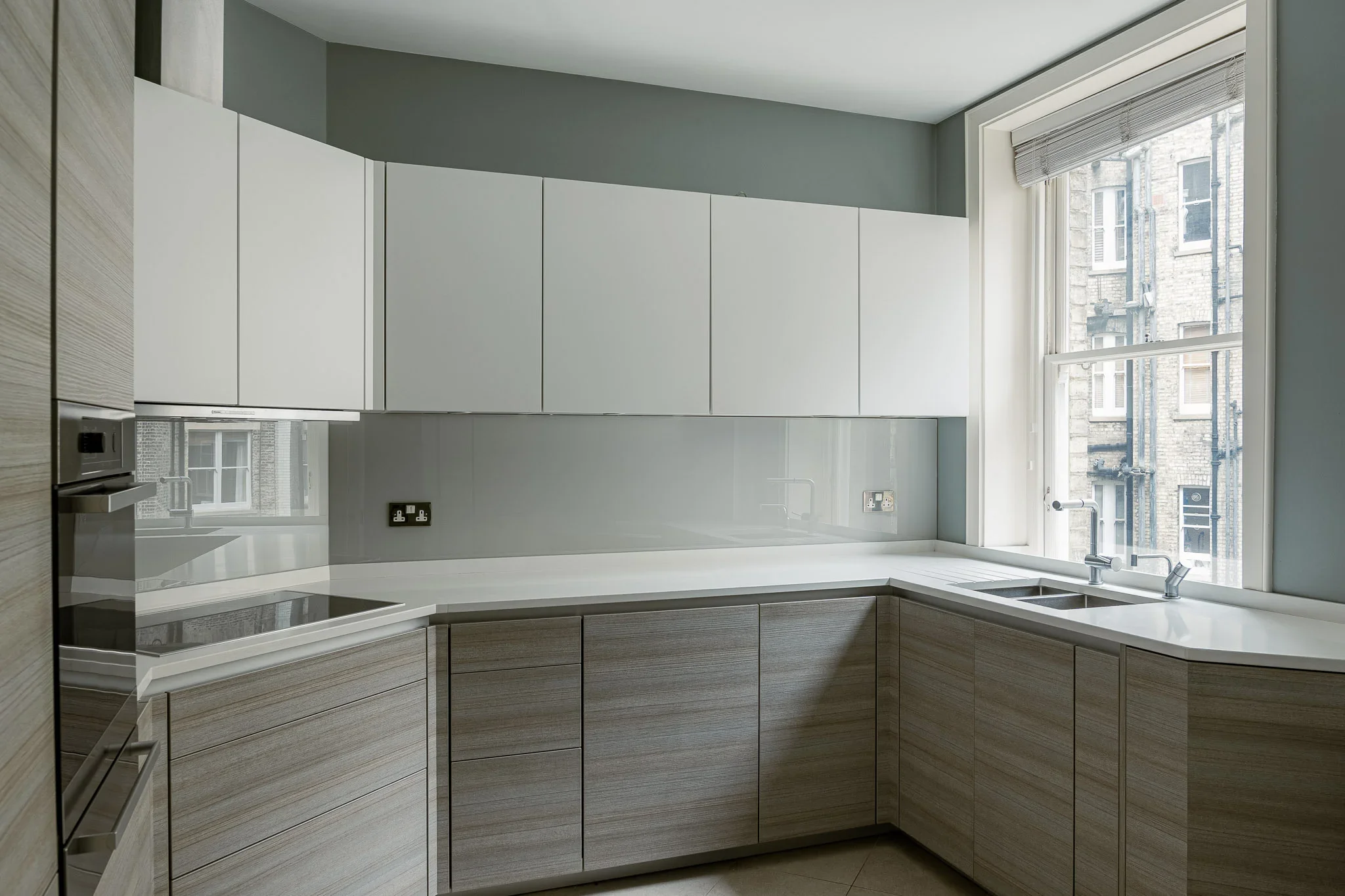 Flat Campden Hill in Greater London