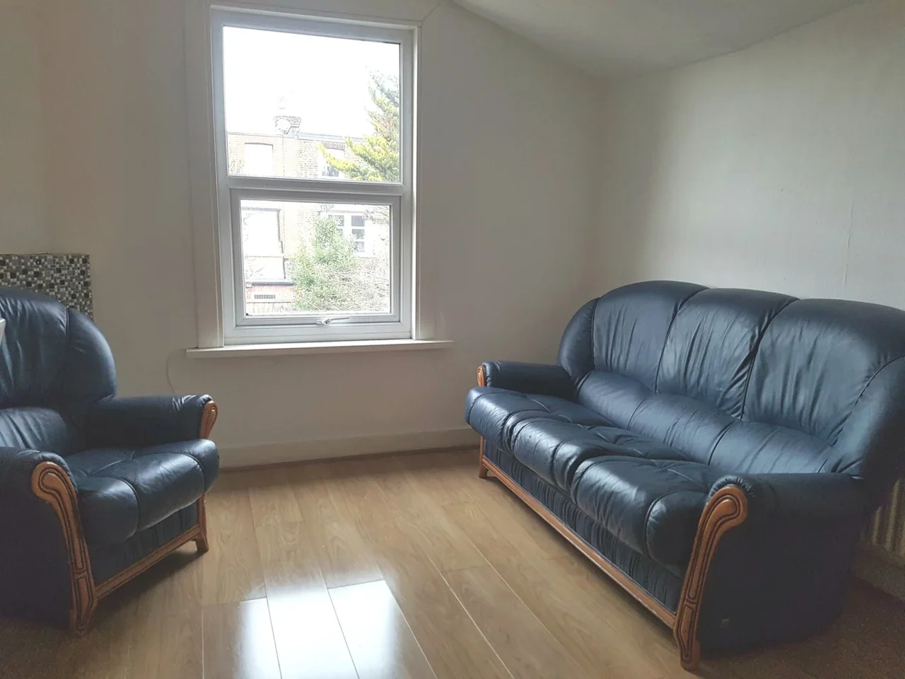 Flat Frobisher Road in Greater London