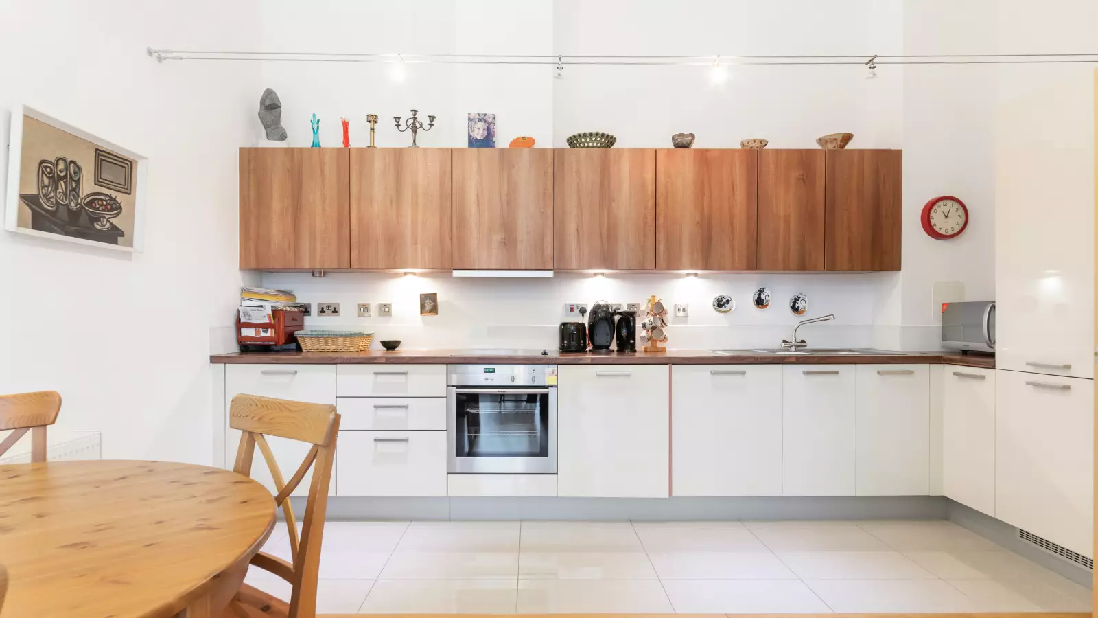 Flat Larden Road in Greater London