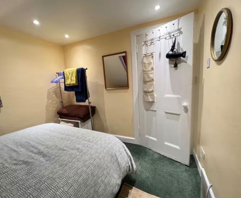 Flat Nelson Street in Largs